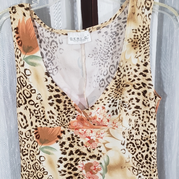 GERI C New York size S. floral animal  print dress - Picture 4 of 5